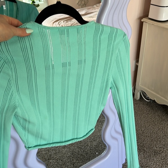 Fleur du mal cropped sweater shrug - Picture 3 of 3